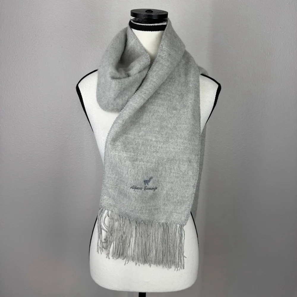 Alpaca Camargo Fringe Neck Peruvian Scarf Shawl Gray Cozy Warm Soft Made in Peru